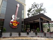039  Hard Rock Cafe Phnom Penh.JPG